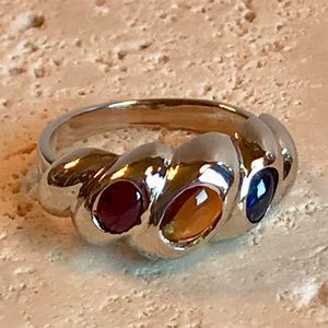 Custom-made 14 K white gold Shrimp Ring